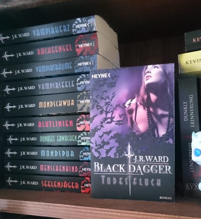 Black Dagger J.R.Ward-Black Dagger
